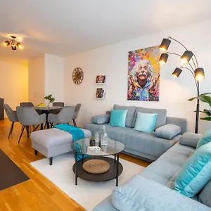 Special Einstein I Basel, Messe Kleinbasel 10-star Apartment